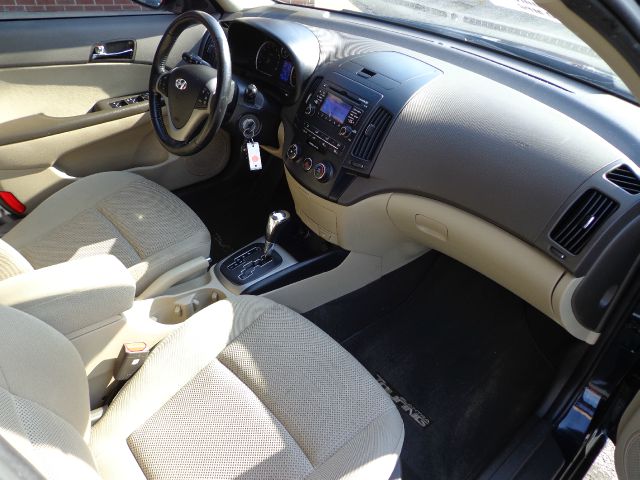 2010 Hyundai Elantra Touring W/1sh GT