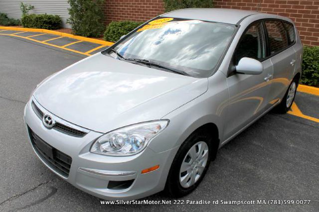 2010 Hyundai Elantra Touring I-290 S