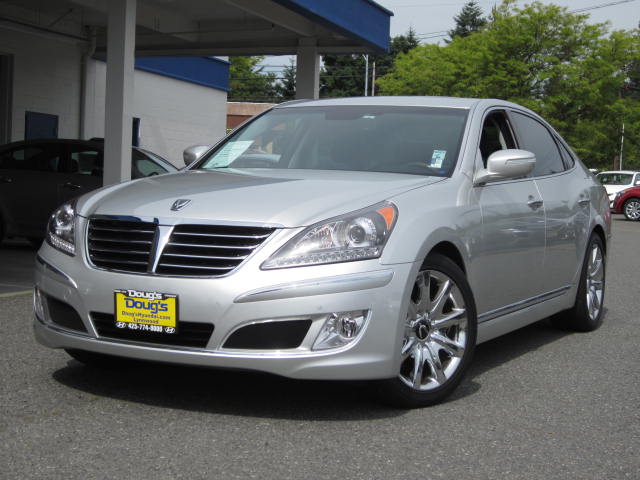 2011 Hyundai Equus AWD W/navigation 1 Owner Carfax