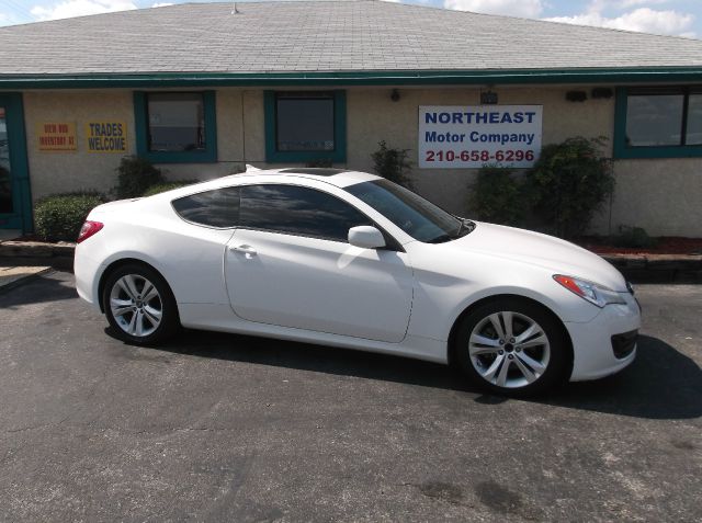 2011 Hyundai Genesis Coupe 2008 Dodge