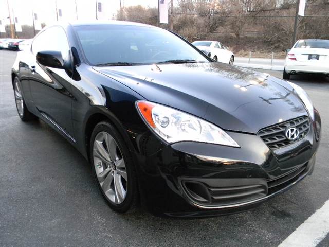 2011 Hyundai Genesis Coupe AWD 4dr SLT1