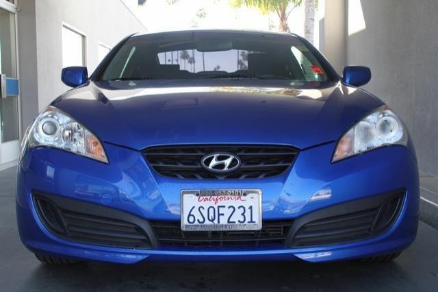 2011 Hyundai Genesis Coupe AWD 4dr SLT1