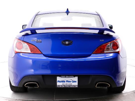 2011 Hyundai Genesis Coupe Passion