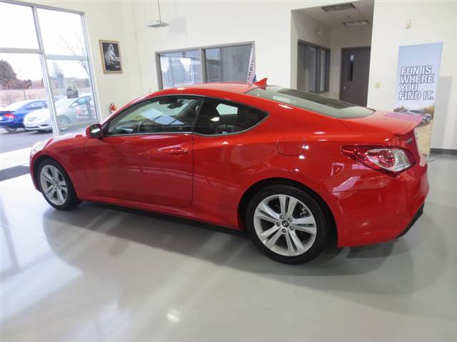 2011 Hyundai Genesis Coupe AWD 4dr SLT1