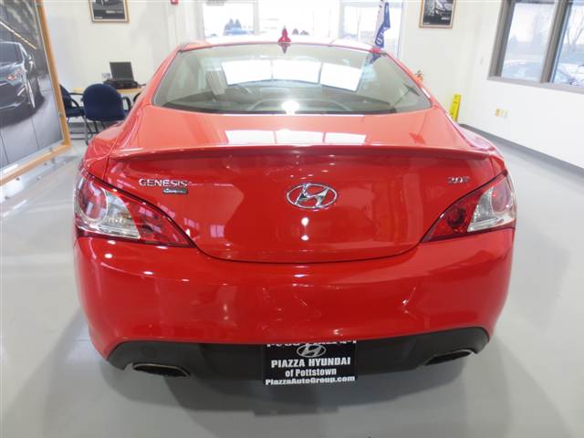 2011 Hyundai Genesis Coupe AWD 4dr SLT1