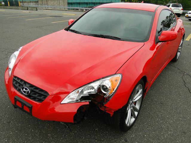 2011 Hyundai Genesis Coupe Mulliner AWD Coupe