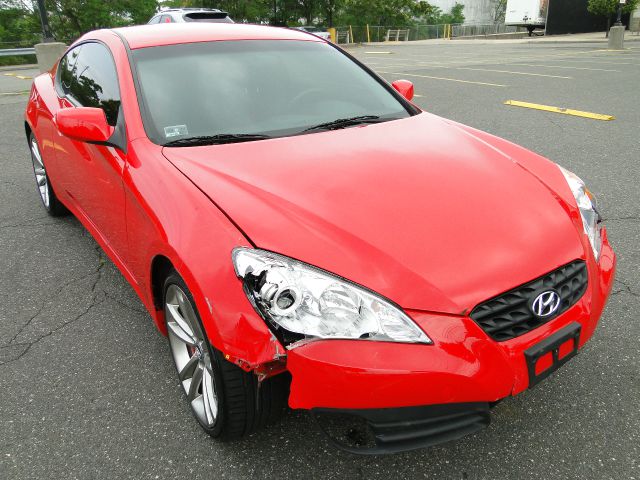 2011 Hyundai Genesis Coupe Mulliner AWD Coupe