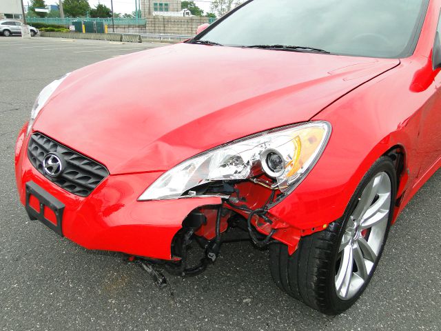 2011 Hyundai Genesis Coupe Mulliner AWD Coupe