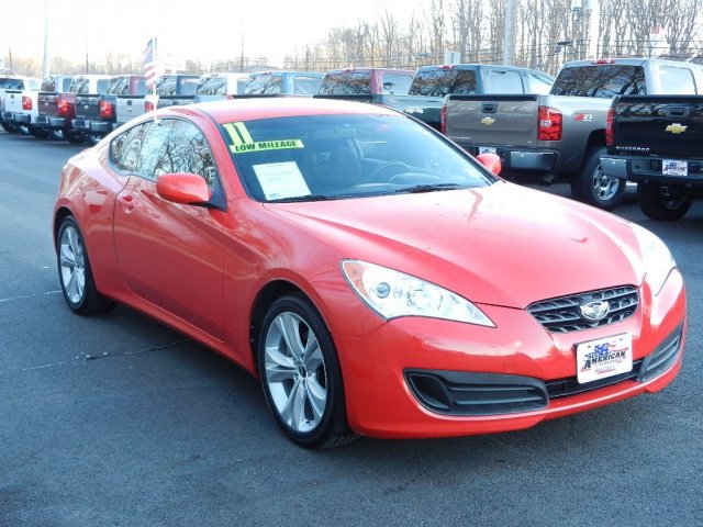 2011 Hyundai Genesis Coupe AWD 4dr SLT1