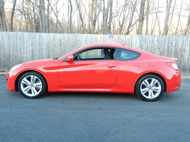 2011 Hyundai Genesis Coupe AWD 4dr SLT1