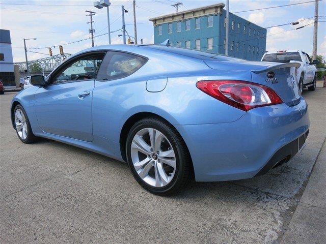 2012 Hyundai Genesis Coupe Wagon SE