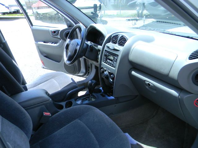 2002 Hyundai Santa Fe LS Truck