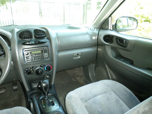 2002 Hyundai Santa Fe FWD 4dr Sport