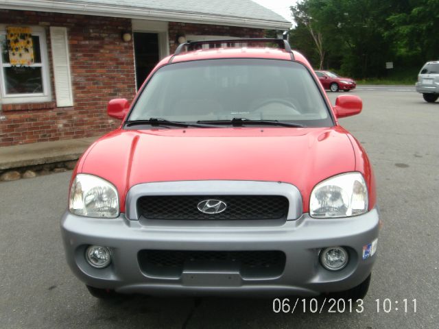 2004 Hyundai Santa Fe 4dr Sdn 2.4L FWD