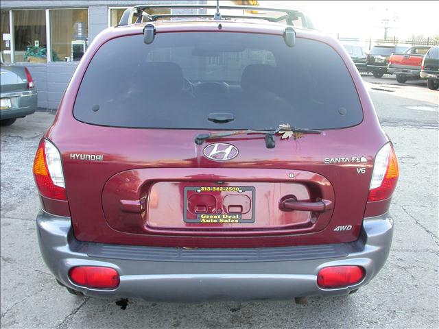 2004 Hyundai Santa Fe FWD 4dr Sport