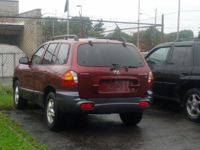 2004 Hyundai Santa Fe FWD 4dr Sport