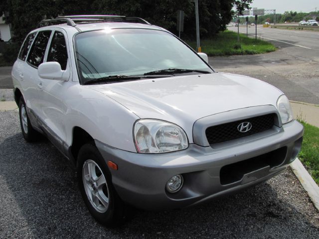 2004 Hyundai Santa Fe 4dr Sdn 2.4L FWD