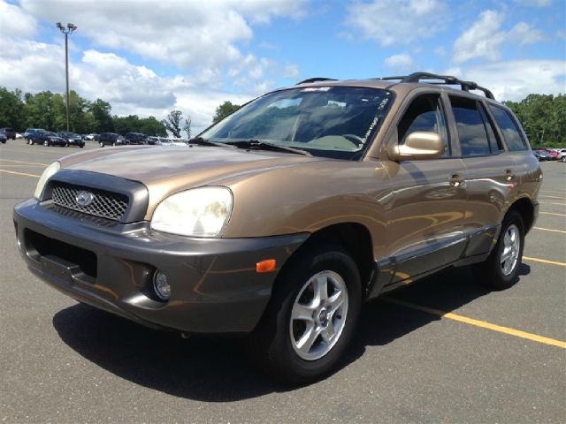 2004 Hyundai Santa Fe 4dr Sdn 2.4L FWD