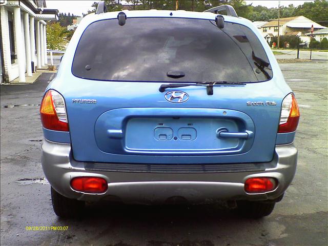 2004 Hyundai Santa Fe 4 Dr Sdn