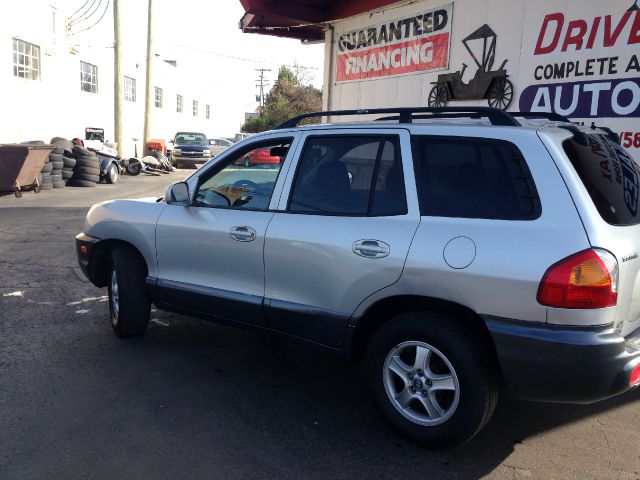 2004 Hyundai Santa Fe FWD 4dr Sport