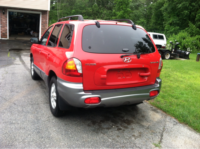 2004 Hyundai Santa Fe Base