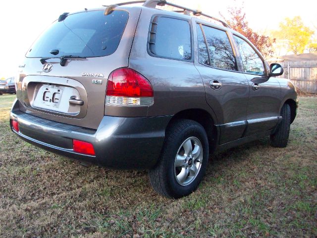 2005 Hyundai Santa Fe Reg Cab 135 WB