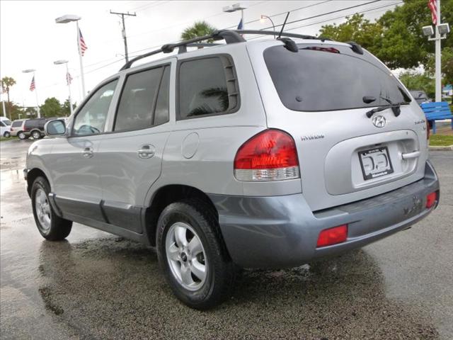 2005 Hyundai Santa Fe FWD 4dr Sport