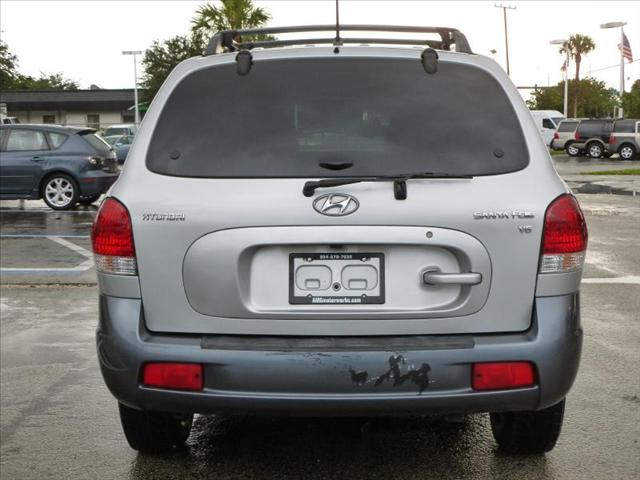 2005 Hyundai Santa Fe FWD 4dr Sport