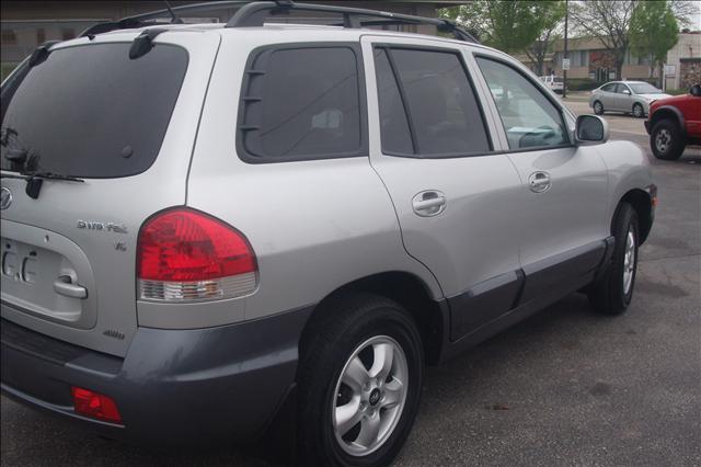 2005 Hyundai Santa Fe FWD 4dr Sport