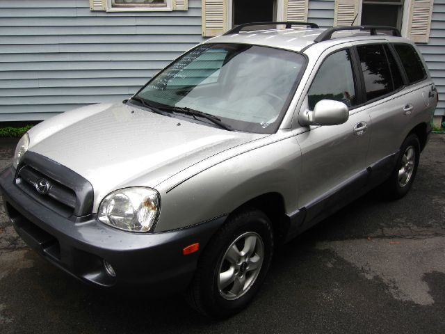 2006 Hyundai Santa Fe 4dr Sdn 2.4L FWD