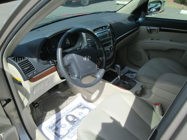 2007 Hyundai Santa Fe Reg. Cab 8-ft. Bed 2WD