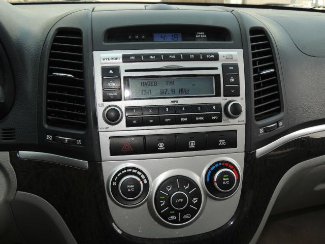 2007 Hyundai Santa Fe Reg. Cab 8-ft. Bed 2WD