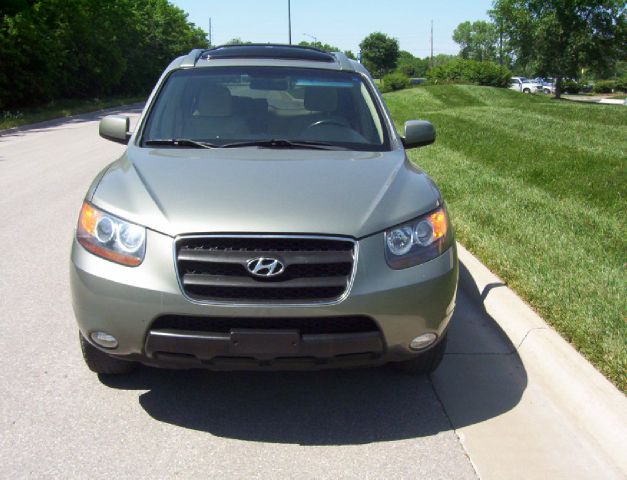 2007 Hyundai Santa Fe FWD 4dr Sport