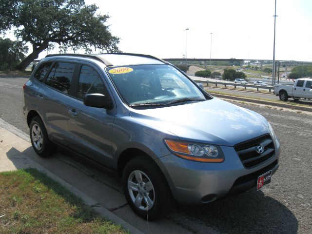 2009 Hyundai Santa Fe FWD 4dr Sport