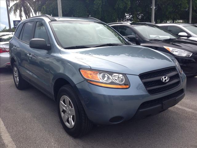 2009 Hyundai Santa Fe FWD 4dr Sport