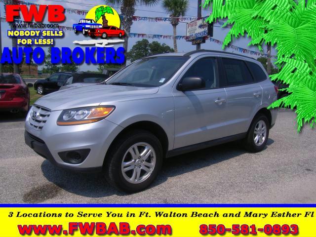 2010 Hyundai Santa Fe FWD 4dr Sport