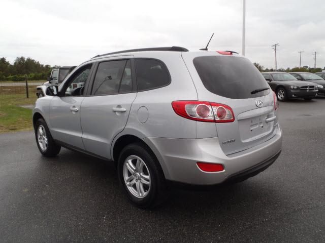 2010 Hyundai Santa Fe Unknown