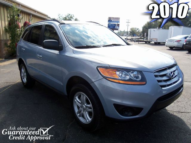 2010 Hyundai Santa Fe Xls-sharp