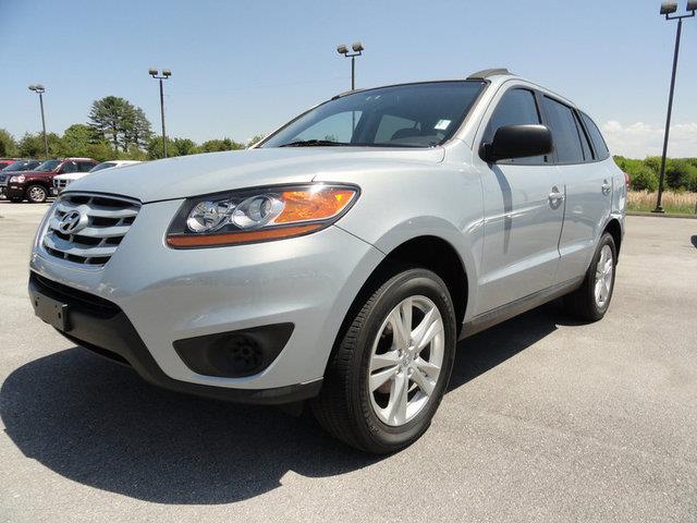 2010 Hyundai Santa Fe XLS . 4WD