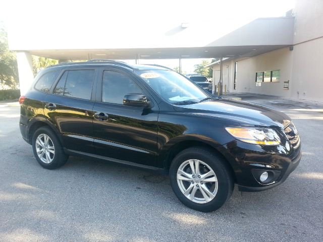 2011 Hyundai Santa Fe LTHR TRIM