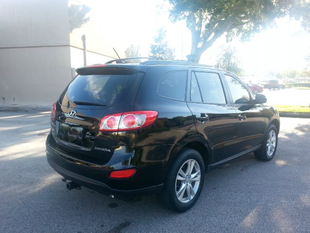 2011 Hyundai Santa Fe LTHR TRIM