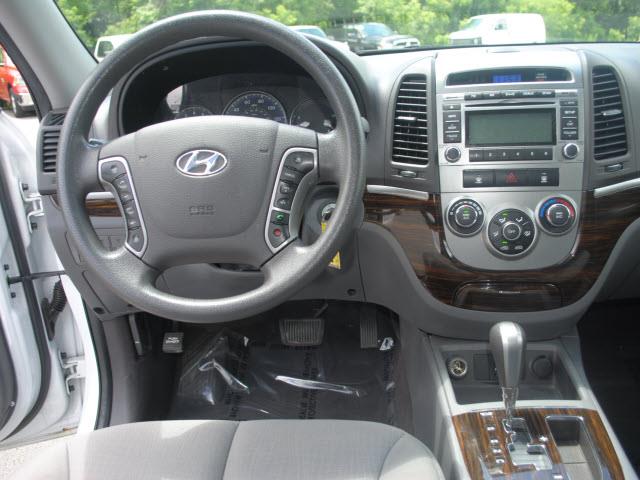 2011 Hyundai Santa Fe FWD 4dr Sport