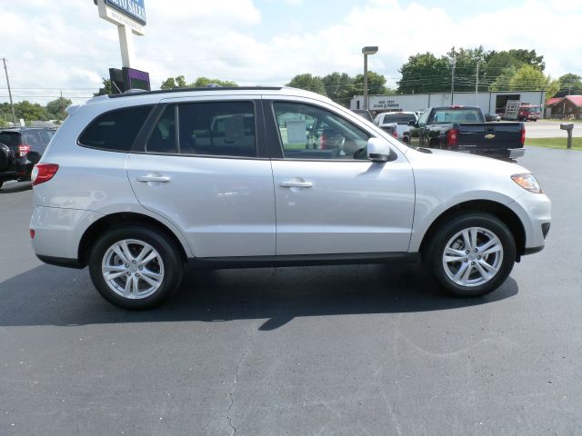 2011 Hyundai Santa Fe Ram Royal SE