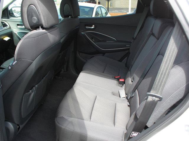 2013 Hyundai Santa Fe Leather - Sunroof