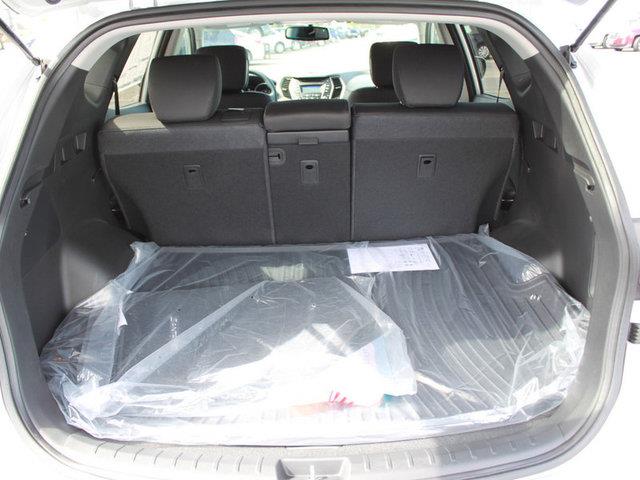 2013 Hyundai Santa Fe Leather - Sunroof