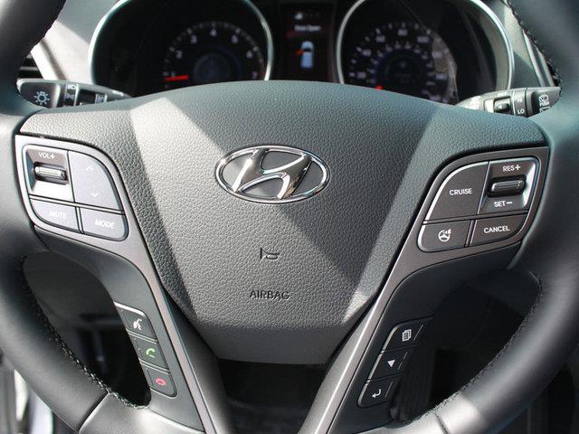 2013 Hyundai Santa Fe Leather - Sunroof