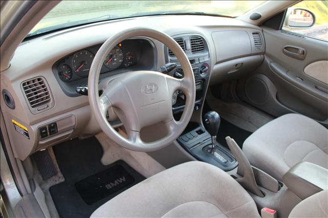 2000 Hyundai Sonata FWD 4dr Sport