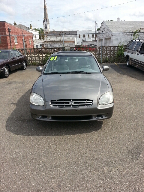 2001 Hyundai Sonata Unknown