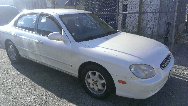 2001 Hyundai Sonata FWD 4dr Sport