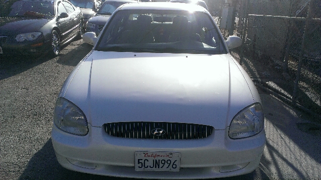 2001 Hyundai Sonata FWD 4dr Sport